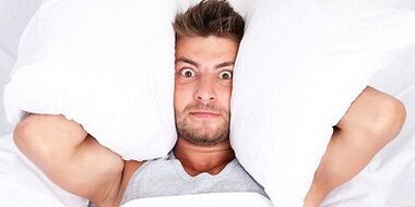 Télécharger chez les hommes lorsque des normes et une pathologie excitées